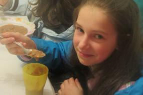 Bona la pasta e fagioli! Anche col bicchiere!